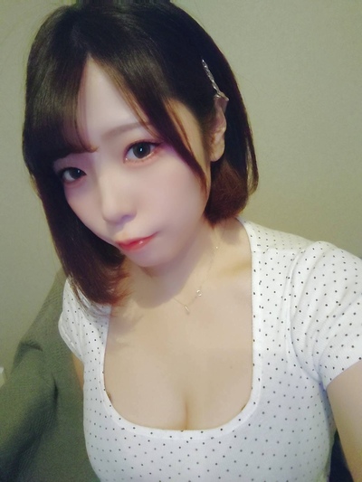 裕乃おとはさんの写真